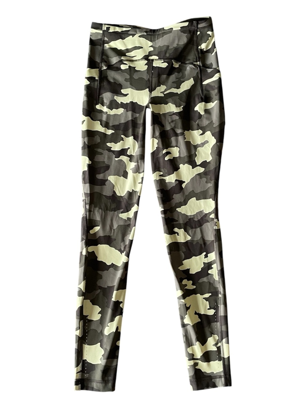 Lululemon camo side pocket running leggings 6